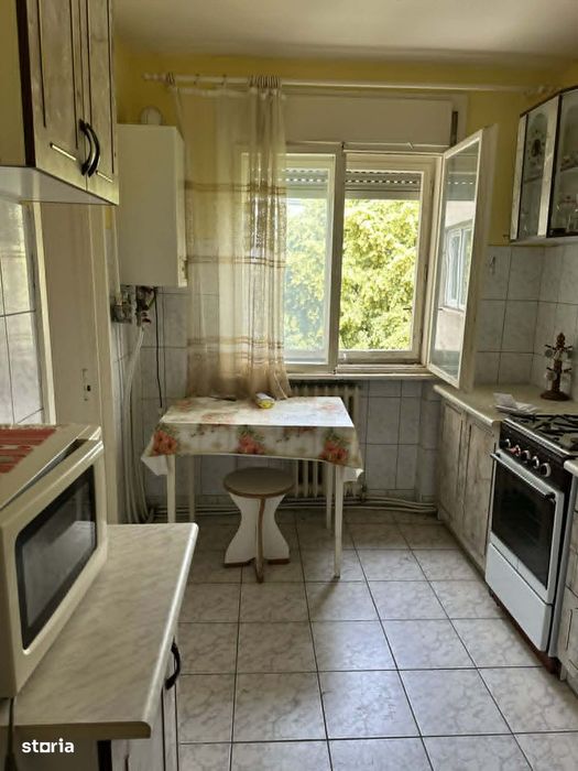 Ap.3 camere,str.Mircesti