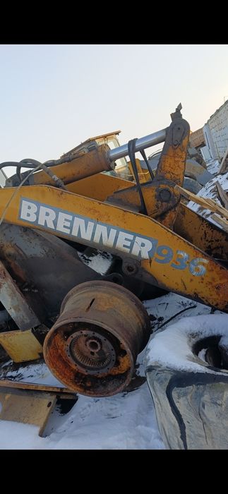 Фронтальный погрузчик