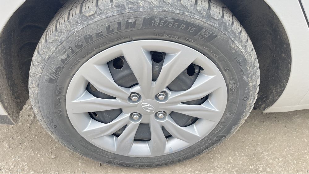 Продам Зимние Шины