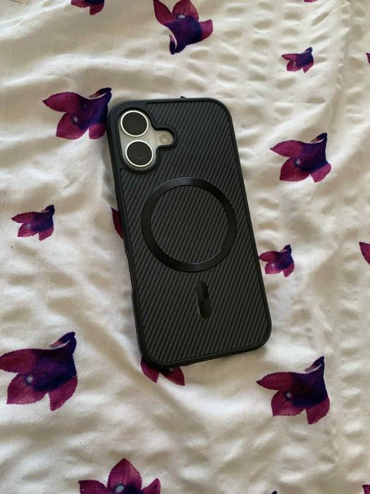 Iphone 16 нов батерия 100%