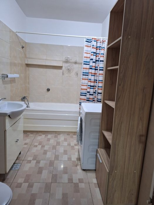 Pf închiriez ap 2 camere decomandate Florești