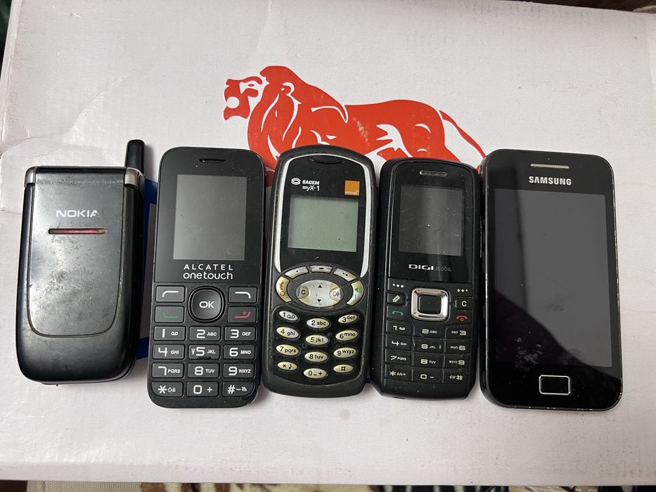 Lot telefoane vechi