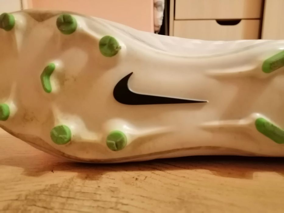 Бутонки Nike Tiempo Legend Club