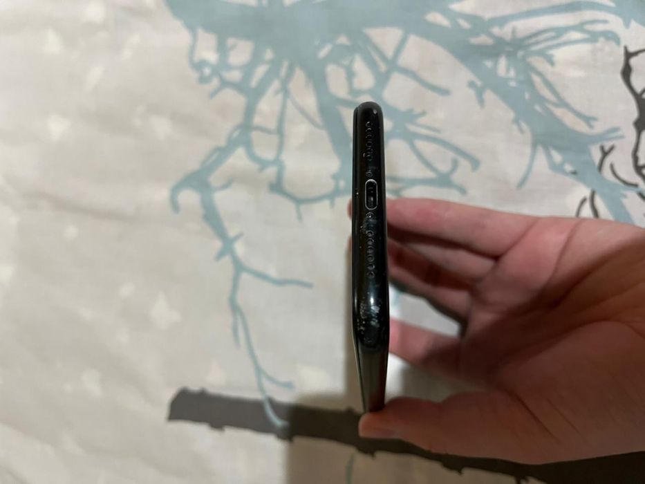 Продаеться iPhone XR 64 gb