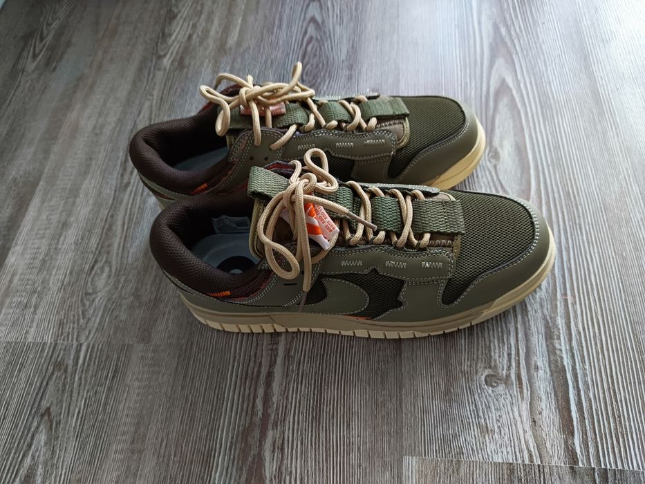 продам кроссовки