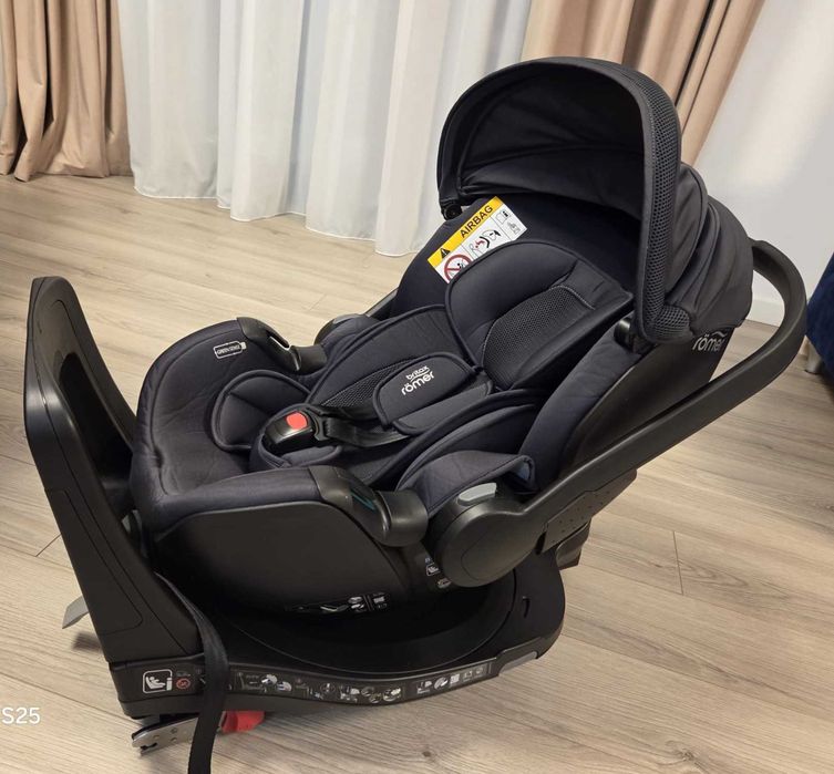 Scoica Britax Romer - Baby Safe 5Z2 cu baza isofix FLEX BASE 5Z