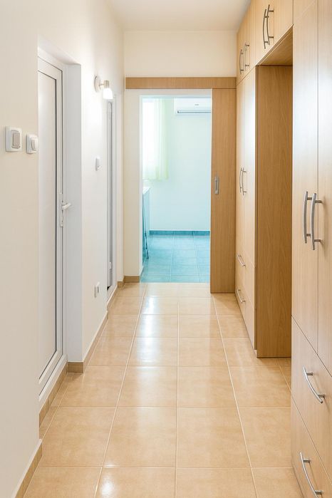 Дава се под наем Четиристаен апартамент в Пловдив, Тракия - 97 кв.м за 612 € - Снимка #9