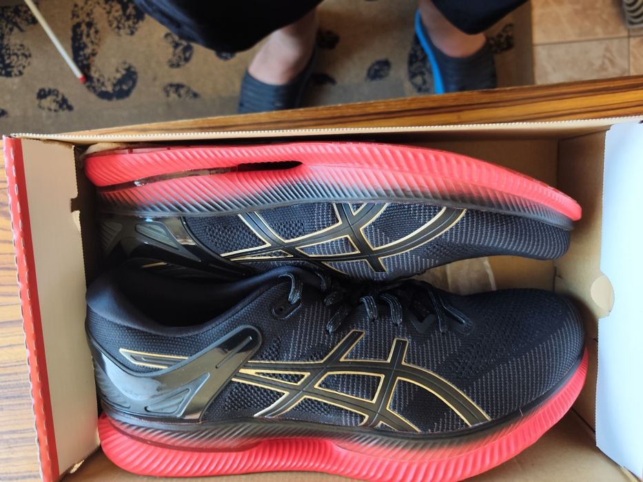 Маратонки ASICS MetaRide black/clssic red/gold