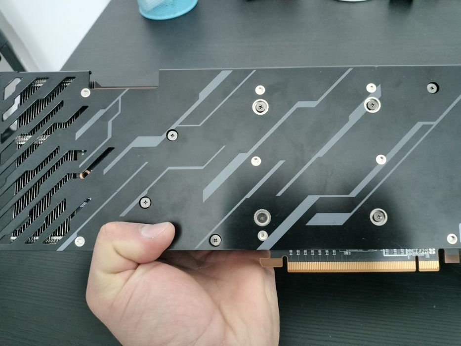 Vând Placa video PowerColor Radeon™ RX 6800 Fighter, 16GB GDDR6, 256-b