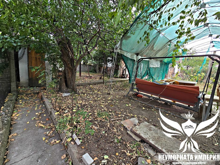 Продава се Къща в Асеновград - 210 кв.м за 323 €/кв.м - Снимка #11