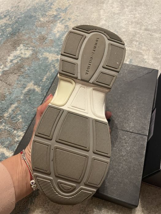 Кожени кецове Tommy Hilfiger 38н
