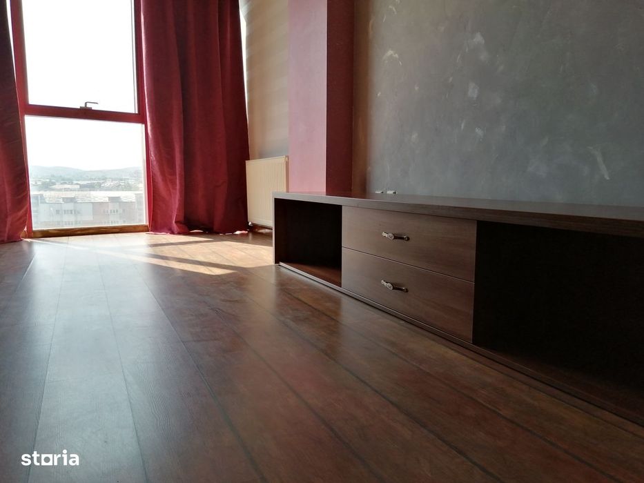 Vand apartament 2 camere central, Bacau