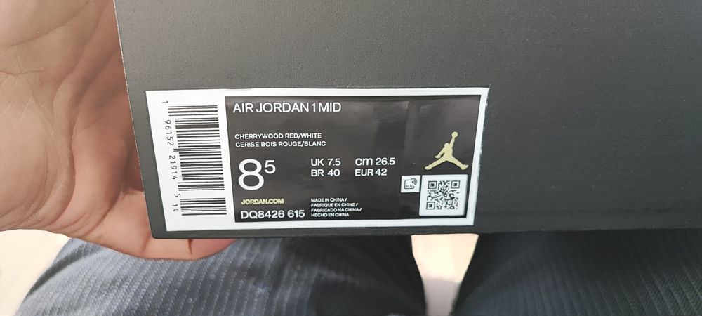 Air Jordan 1 Mid