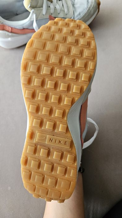 Продавам маратонки Nike