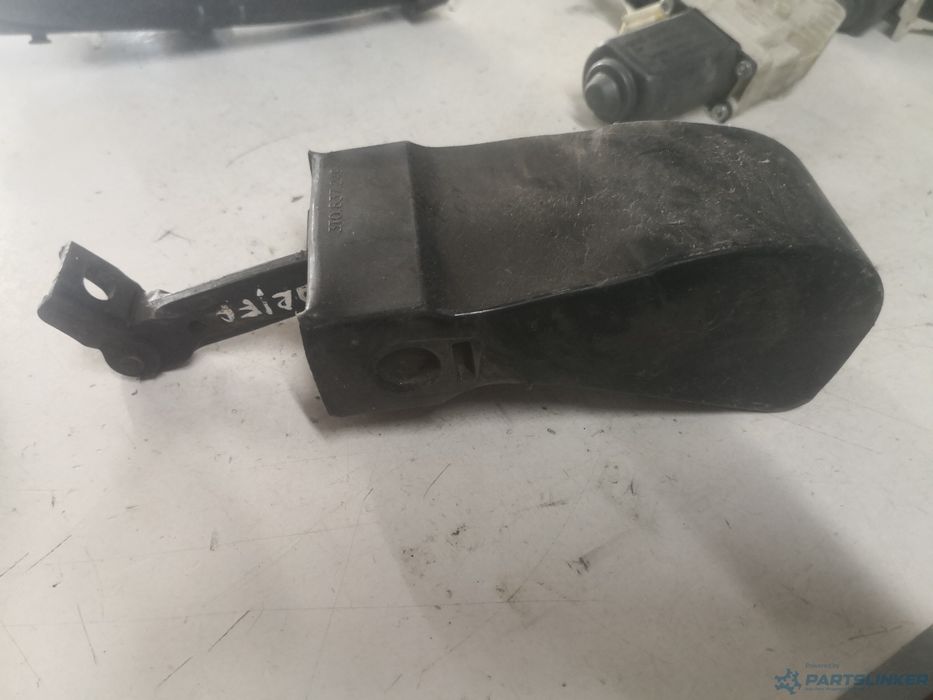 Opritor Usa Dreapta Fata Skoda Superb (3T4) [ 2008 - 2015 ] Oem 3T0837