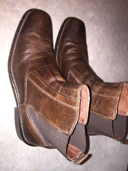 Продавам мъжки боти Bata и Tommy Hilfiger