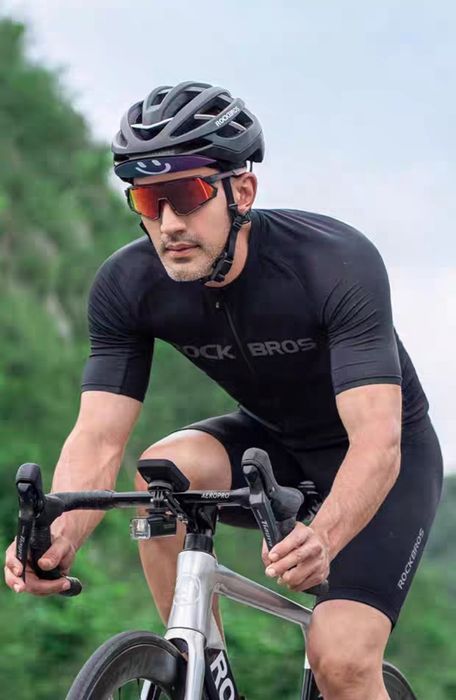 Велокепка. Кепка под велошлем