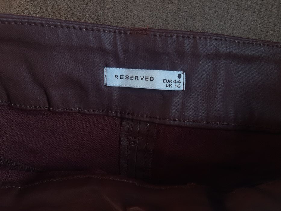 Reserved дамска пола