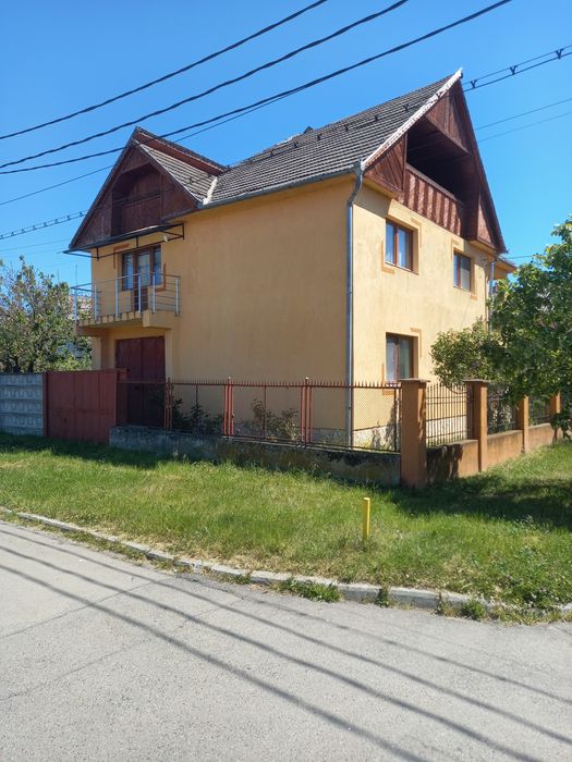 Vând casă cu etaj, Pintea Haiducul 34, Satu Mare