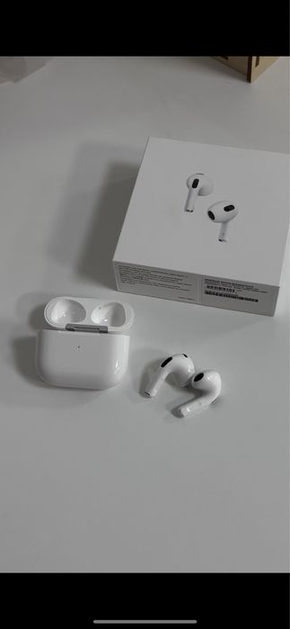Наушники Apple AirPods 3 with Lightning Charging Case белый