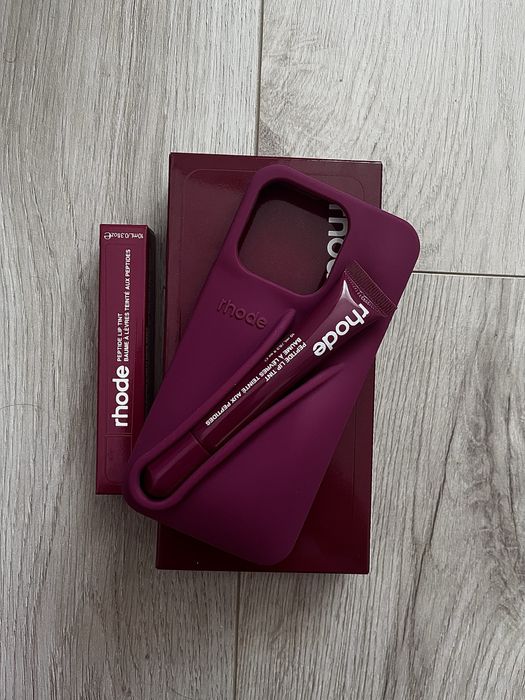 Rhode case iph 15PRO +lipgloss NOU