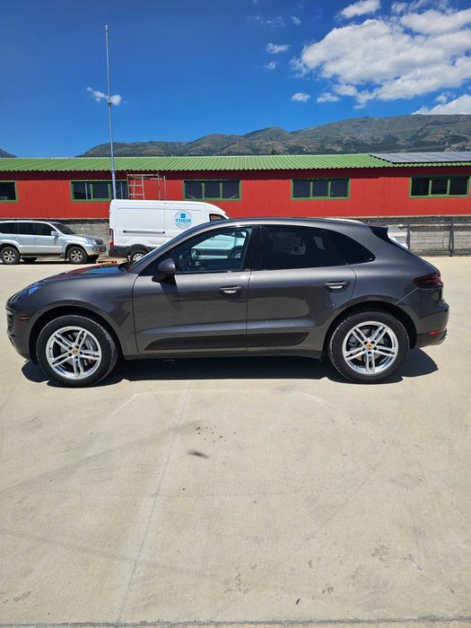 Продавам Porsche Macan S 3.0 бензин 340 кс Sport Chrono Пакет Панорама