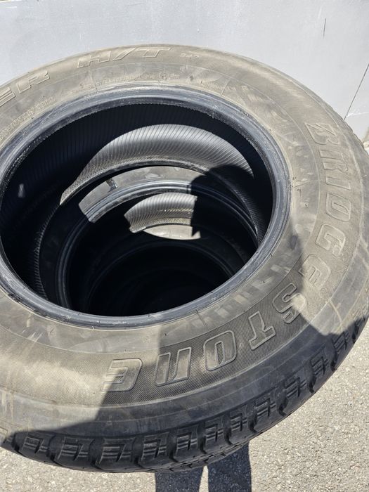 Продам автошины на Прадо