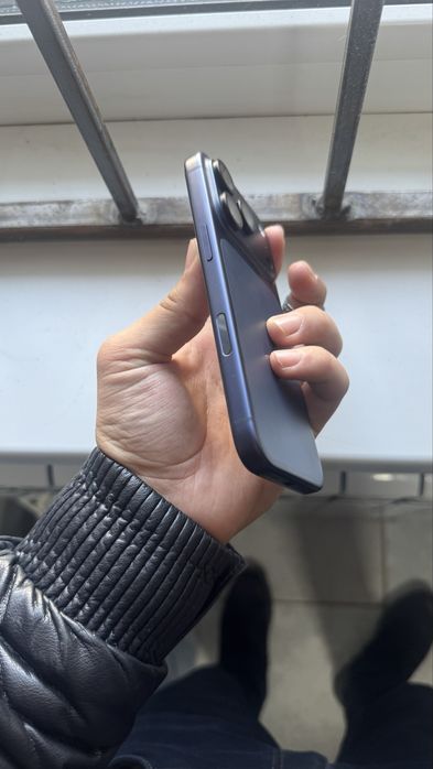 Айфон 17 про 256 99%емкость