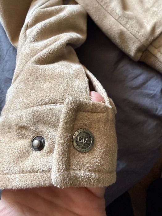 E.A. Emporio бежово яке велурен ефект размер L/XL