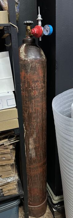 Продам баллон кислородный  большой +гель для шариков