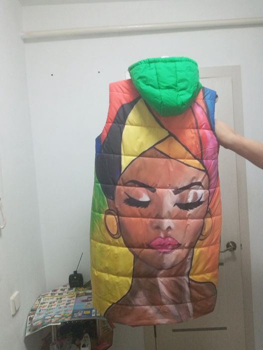 Продам 2 стильные курточки  54р