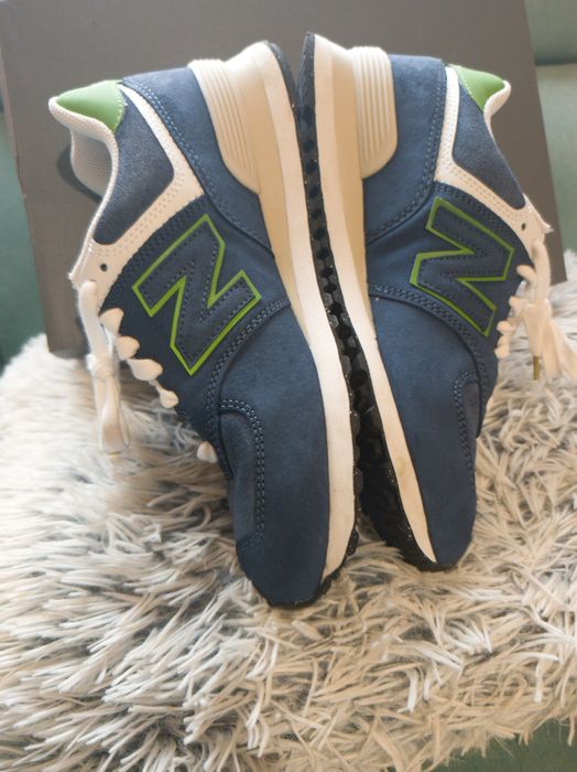 New Balance 42,5