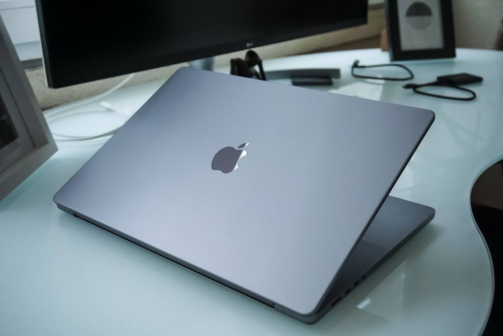 MacBook Pro M1 Pro 16GB