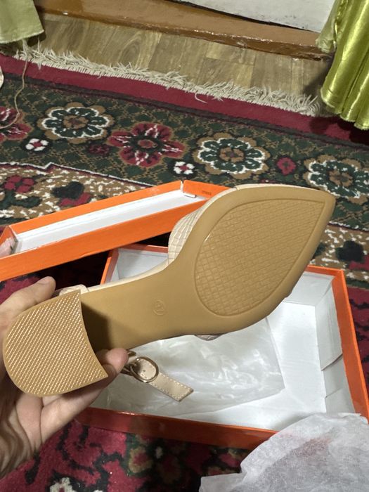 Новые туфли, молочный 37 размер