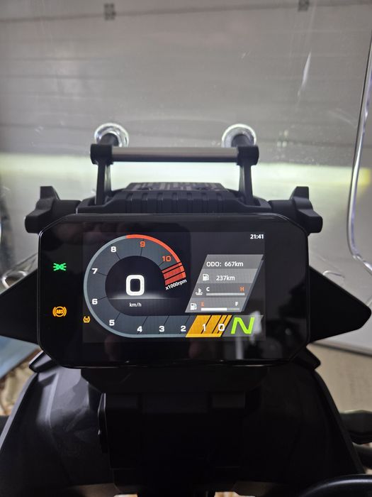 Vând CF moto 450 mt