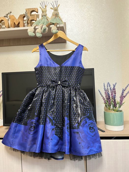 Елегантна рокля-като нова