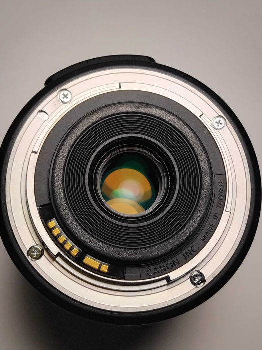 Canon 18-135mm IS STM