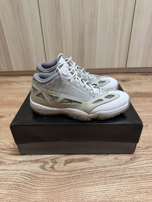 Jordan 11 Low Retro IE