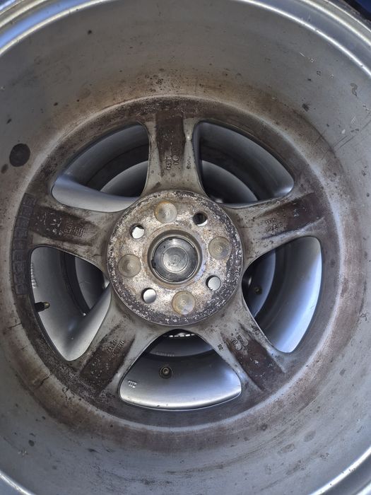 Jante aliaj 7J x R15 in 4 prezoane x 100 pentru Dacia, Renault, VW
