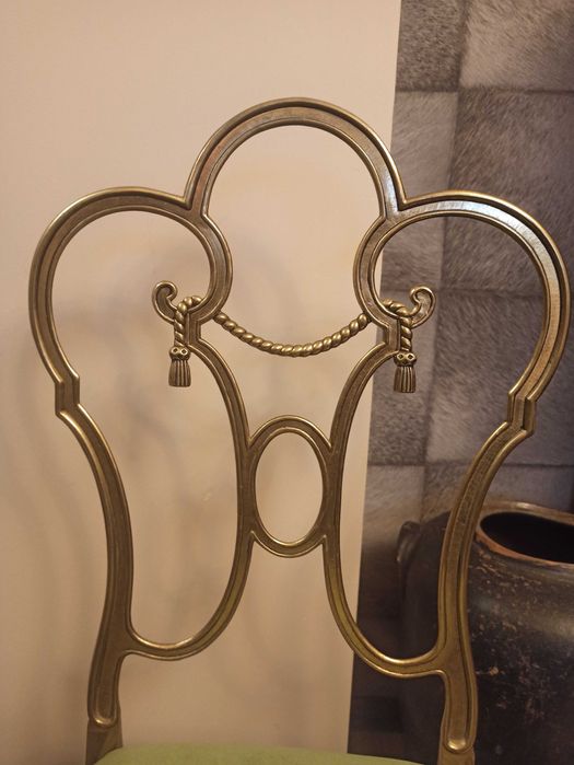 Месингов стол Peris Andreu