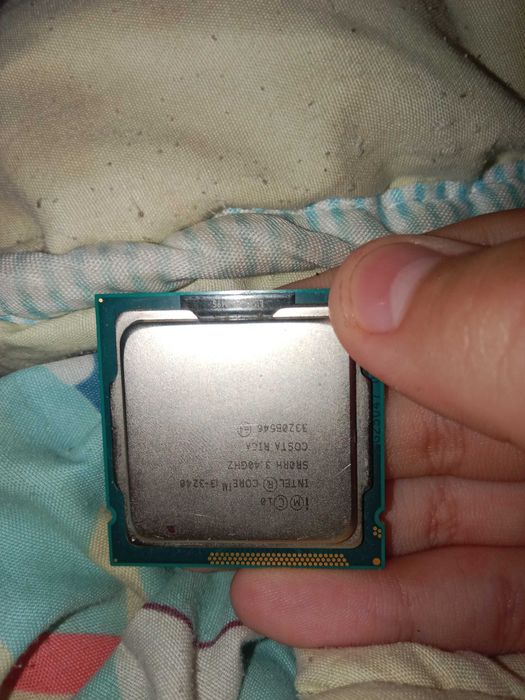 lntel core i5 2400 ,{3.10GHz}