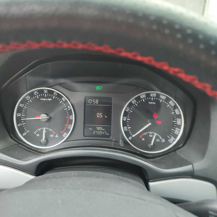 SKODA Octavia 2012 — imagine 5