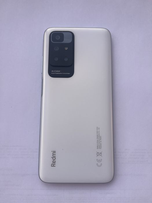 Продам xiaomi redmi 10 4/64 белый