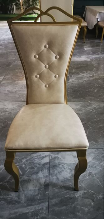 Продам новые стулья