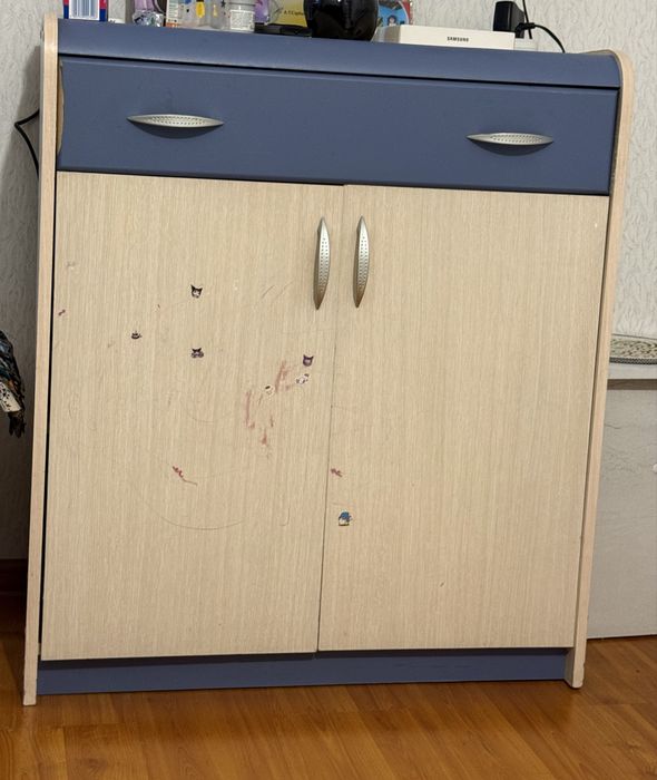 Продаю шкафчик в хорошем состоянии