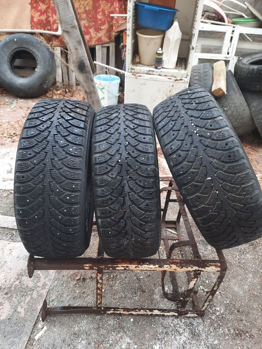 Продам шины зимние