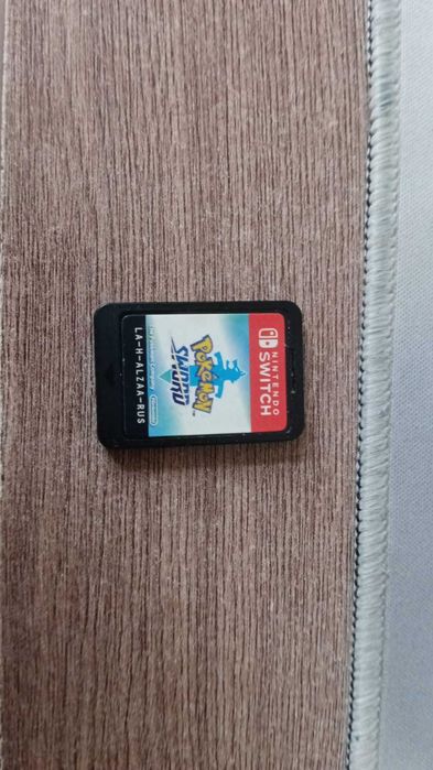 Продам Pokemon Sword