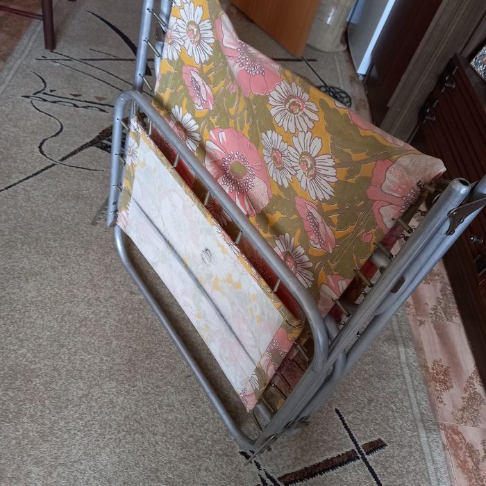 Продаю советскую раскладушку