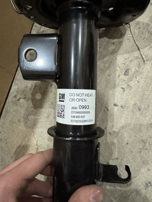 Амортизатор Onix Malibu Equinox Tracker Monza Kaptiva oldi orqa