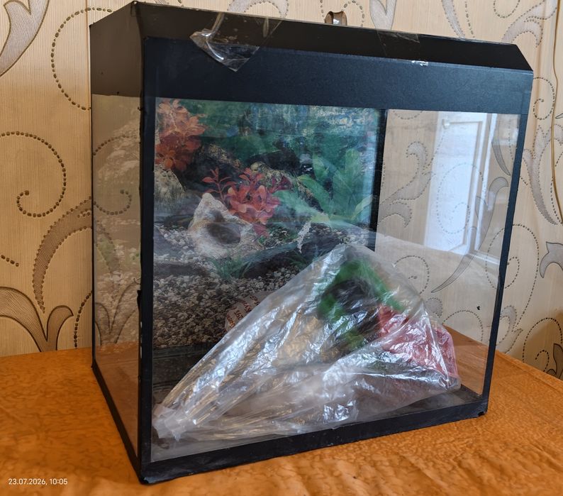 Продам аквариум 40л